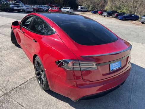 Used 2021 Tesla Model S Plaid image 8