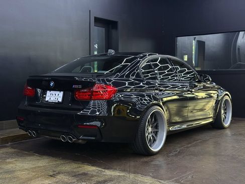 Used 2015 BMW M3 RWD image 9