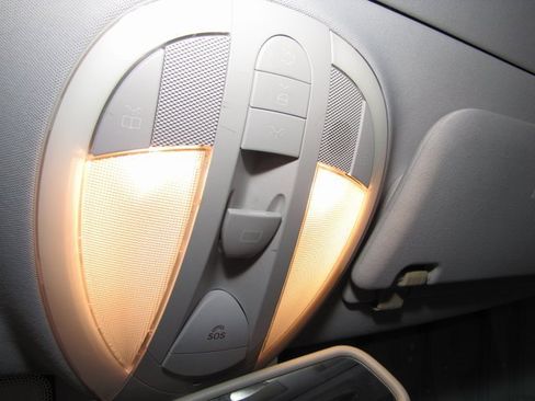 Used 2007 Mercedes-Benz E 350 Sedan image 8