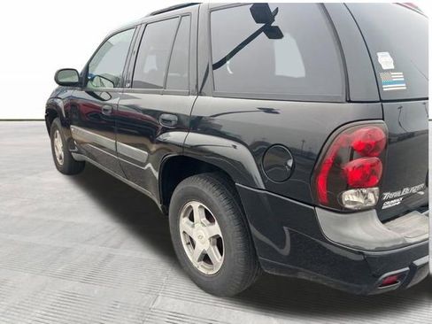 Used 2004 Chevrolet TrailBlazer LS w/ LS Preferred Equipment Group image 3