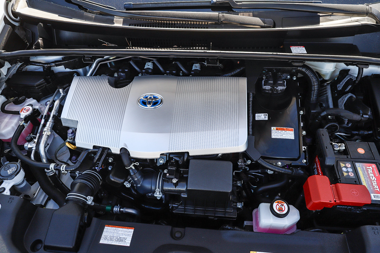 Certified 2022 Toyota Prius FWD image 26