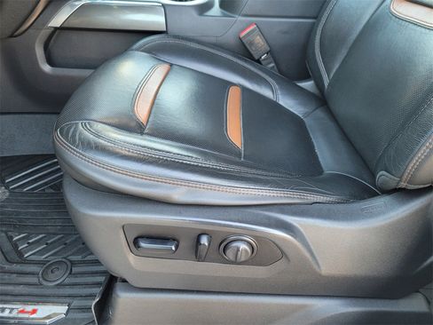 Used 2020 GMC Sierra 1500 AT4 w/ AT4 Premium Package image 16