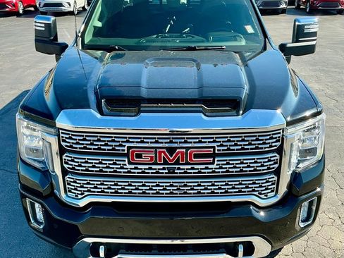 Used 2022 GMC Sierra 3500 Denali w/ Denali Ultimate Package AWD/4WD image 11