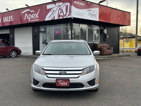 Used 2011 Ford Fusion SEL w/ Moons & Tunes Pkg FWD image 3