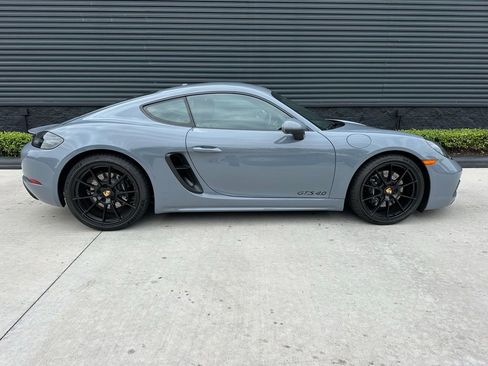 Used 2025 Porsche 718 Cayman GT4 image 10
