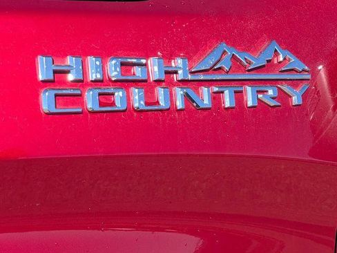 Used 2020 Chevrolet Silverado 1500 High Country w/ Technology Package image 12