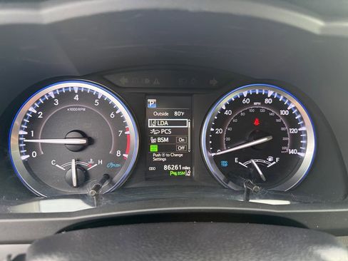 Used 2019 Toyota Highlander Limited Platinum image 16