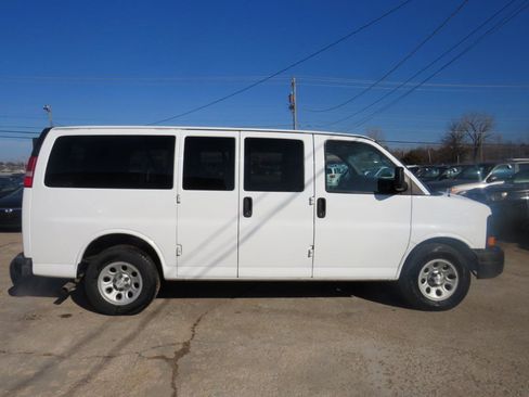 Used 2014 Chevrolet Express 1500 LS image 4