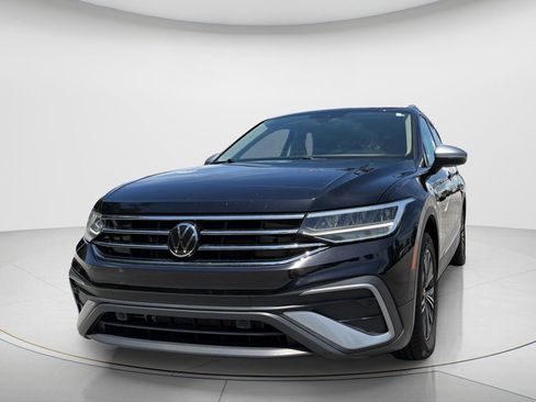 Used 2024 Volkswagen Tiguan Wolfsburg Edition FWD image 10