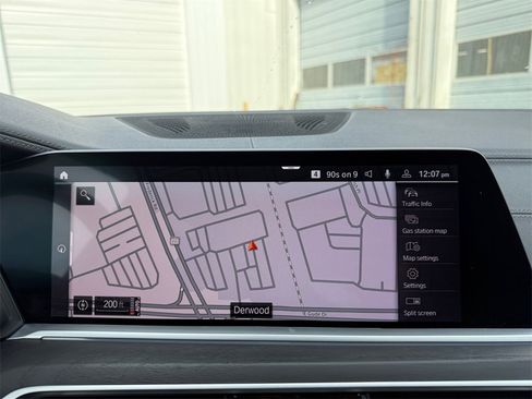 Used 2021 BMW X7 xDrive40i w/ Cold Weather Package image 13