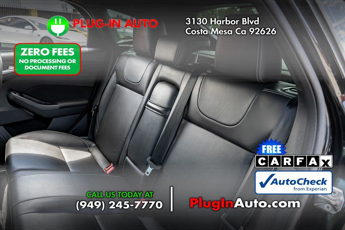 Used 2013 Ford Focus ST FWD image 11