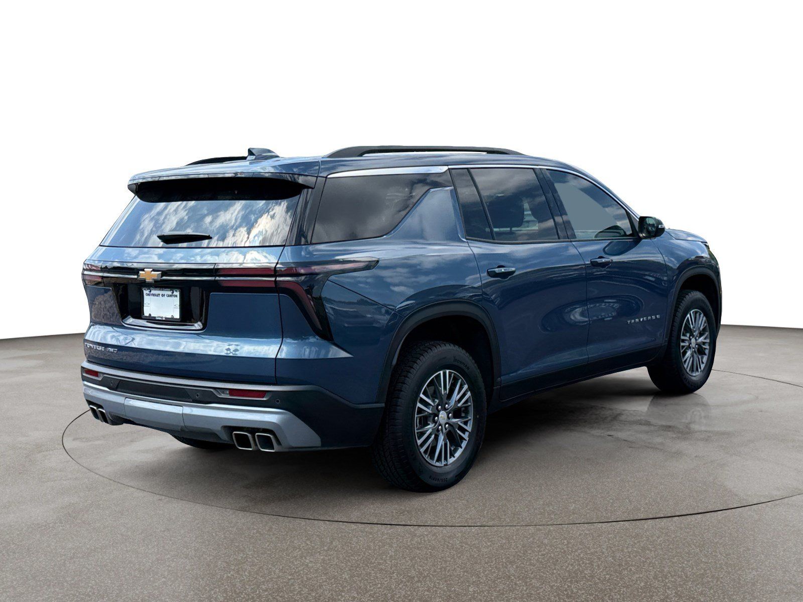 Used 2026 Chevrolet Traverse LT AWD/4WD image 5