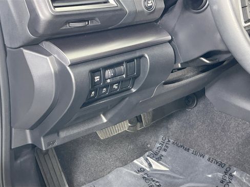 Used 2023 Subaru Crosstrek 2.5i Limited w/ Moonroof Package image 10