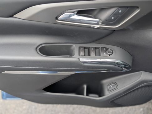 New 2026 Chevrolet Traverse LT image 23