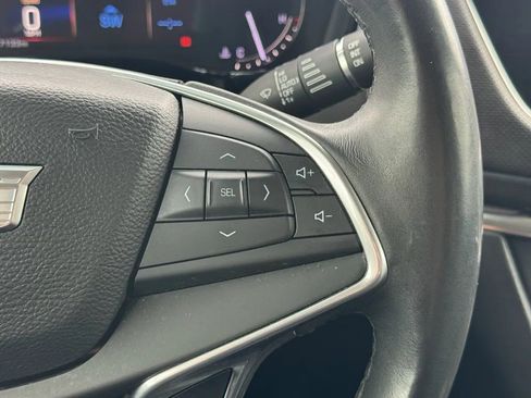 Used 2019 Cadillac XT4 Sport w/ Cold Weather Package image 13