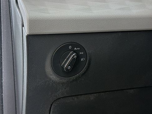 Used 2024 Volkswagen Taos S image 10