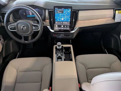 New 2026 Volvo XC90 T8 Core AWD/4WD image 16