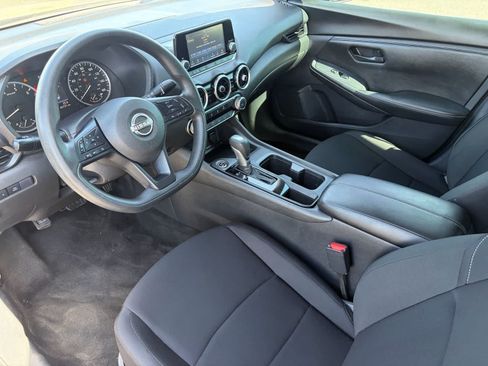 Used 2025 Nissan Sentra S FWD image 7