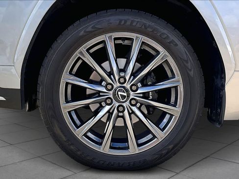 Used 2024 Lexus LX 600 F Sport image 10