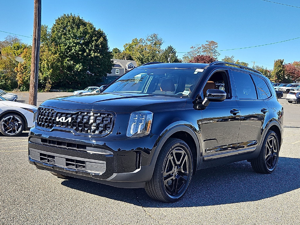 Used 2024 Kia Telluride EX X-Line AWD/4WD image 3
