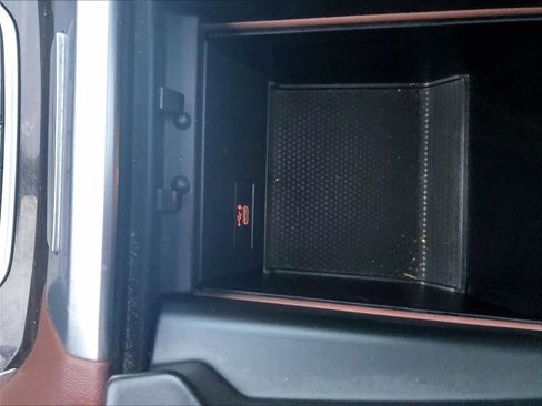 Used 2023 BMW X5 xDrive45e image 26