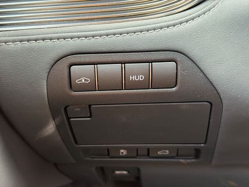 Used 2024 Lexus LS 500 w/ Interior Upgrade Package RWD image 29