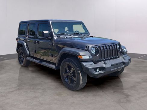 Used 2022 Jeep Wrangler Unlimited Sport AWD/4WD image 3