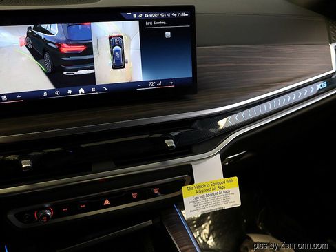 New 2026 BMW X5 xDrive50e w/ Climate Comfort Package image 25