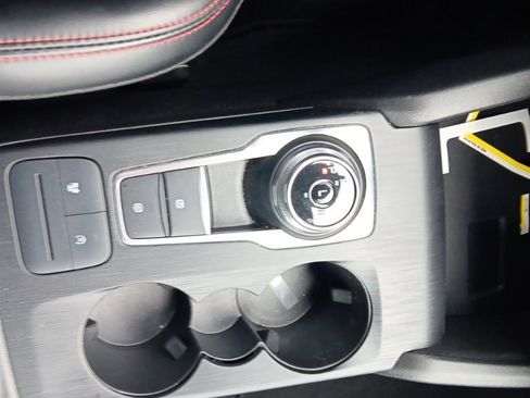 Used 2025 Ford Escape ST-Line image 25