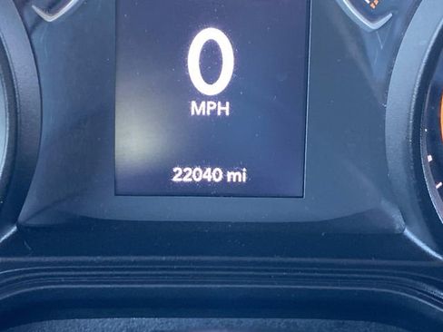 Certified 2025 Jeep Wrangler Sport S image 30