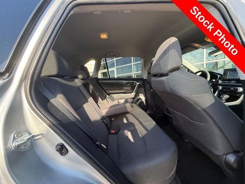Used 2020 Toyota RAV4 LE w/ All Weather Liner Package AWD/4WD image 10