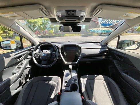 Used 2025 Subaru Crosstrek 2.5i Premium AWD/4WD image 14