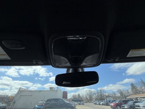 Used 2019 Jeep Cherokee High Altitude image 22