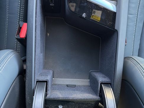 Used 2024 Volvo XC90 T8 Ultimate w/ Protection Package Premier image 42