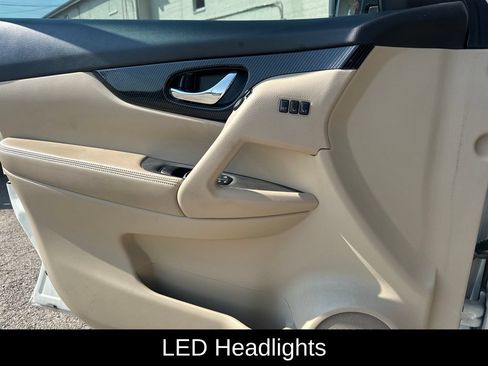 Used 2017 Nissan Rogue SL w/ SL Premium Package AWD/4WD image 13