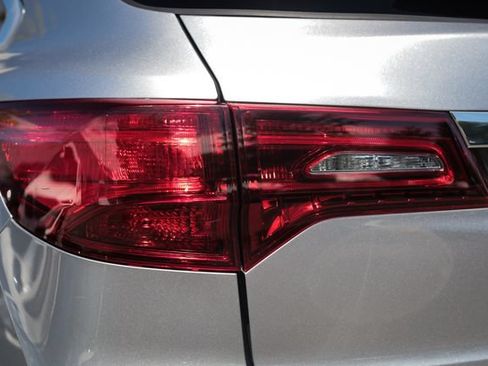 Used 2016 Acura MDX SH-AWD image 21