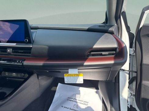 New 2026 Toyota Prius Plug-In Hybrid FWD image 26