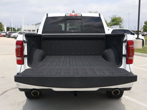 Used 2019 RAM 1500 Laramie RWD image 8