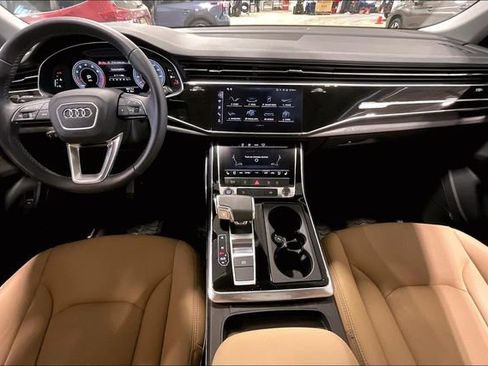 Used 2025 Audi Q8 Premium Plus w/ Premium Plus Package image 15