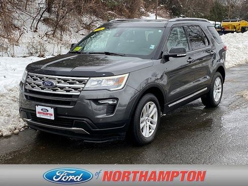 Certified 2018 Ford Explorer XLT w/ Equipment Group 202A image 1