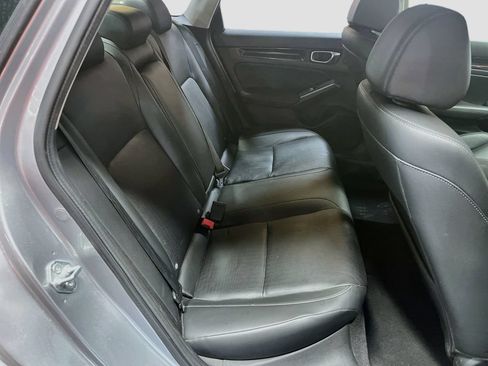 Used 2022 Honda Civic Touring image 28