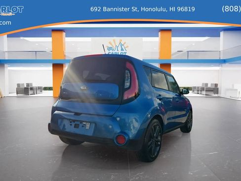 Used 2015 Kia Soul + w/ Audio Package FWD image 4