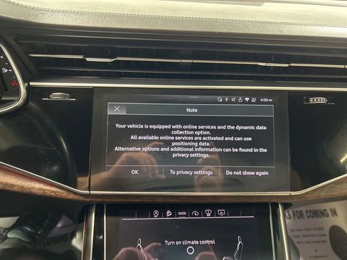 Used 2022 Audi Q7 3.0T Prestige image 32