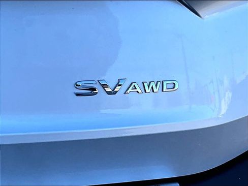 Used 2023 Nissan Rogue SV image 29