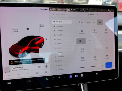 Used 2019 Tesla Model 3 Performance image 29