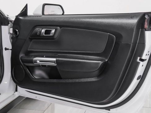 Used 2021 Ford Mustang Coupe image 37