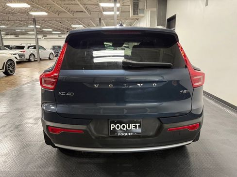 Used 2021 Volvo XC40 T5 Momentum AWD/4WD image 5