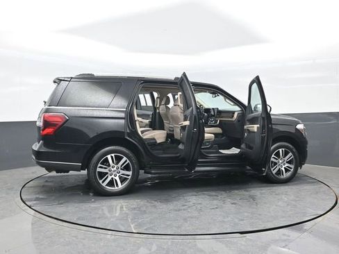 Certified 2024 Ford Expedition Limited AWD/4WD image 29