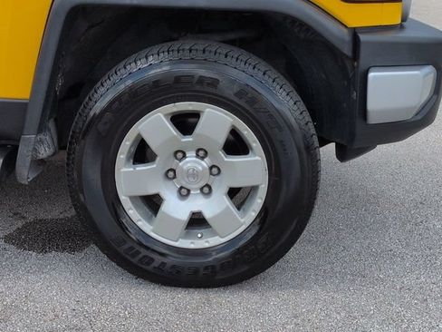 Used 2010 Toyota FJ Cruiser 4WD image 11