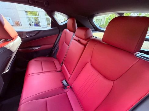Used 2025 Lexus NX 350h AWD w/ Accessory Package (Z2) image 18